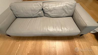 Divano Cierre Aida + Pouff