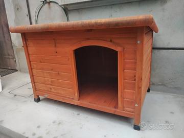 CUCCIA IN LEGNO APRIBILE 