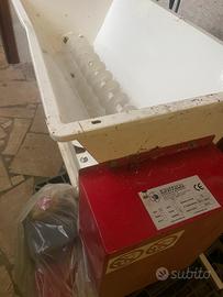 Pigiatrice elettrica per Uva Vendemmia