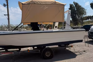 Barca saver 5.50 con motore e carrello omologato