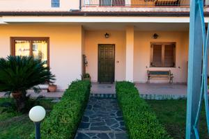 Villa a satriano marina