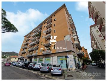 Negozio Salerno [Via Orazio FlaccoACG]