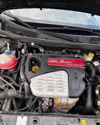 Motore alfa roemo giulietta