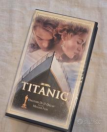 Titanic VHS 