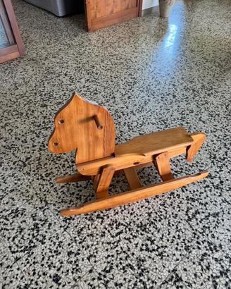 Cavallino di legno