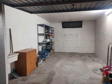 Lanciano, Via Ercole Tinari, garage di 20 mq