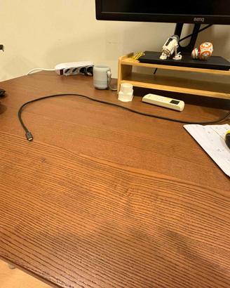 Scrivania standing desk IKEA Idasen