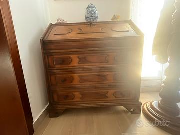 Mobile scrittoio in stile maggiolino