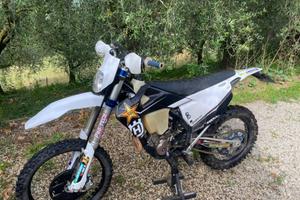 Husqvarna 350 del 2022