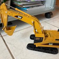 Modellino caterpillar ferro