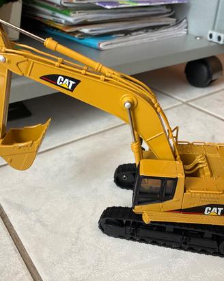 Modellino caterpillar ferro