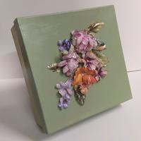 Scatola con lavorazione sospeso traspar