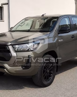 TOYOTA Hilux 2.4 D-4D 4WD 4 porte Double Cab Loung