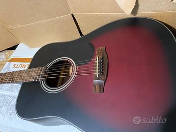 Chitarra acustica