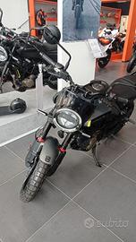 Husqvarna Svartpilen 401