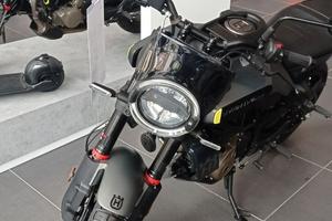 Husqvarna Svartpilen 401