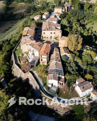 CASETTA NELL'INCANTEVOLE BORGO DI MONTEBELLO