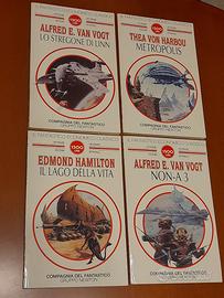 Quattro libri della collana Fantascienza.