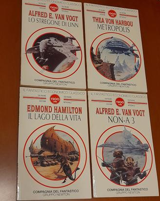 Quattro libri della collana Fantascienza.