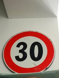 segnale stradale vintage 