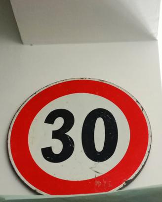 segnale stradale vintage 