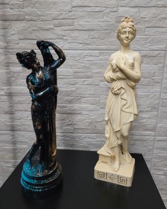 coppia di statuette in pasta di marmo