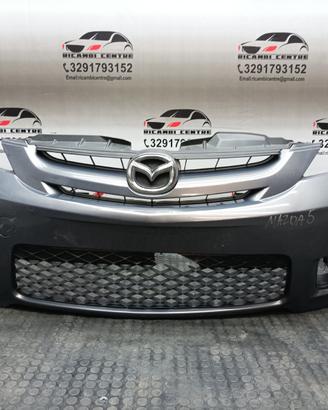 Paraurti anteriore con sensori di parcheggio mazda