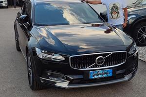 VOLVO V90 CROSS COUNTRY B5d (235 cv) DIESEL USATA