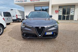 Alfa Romeo Stelvio 2.2 Turbodiesel 210 CV AT8 Q4 V