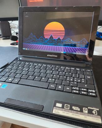 laptop Emachines PAV70 con Linux batteria rotta