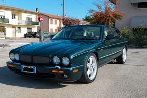 JAGUAR XJR X300
