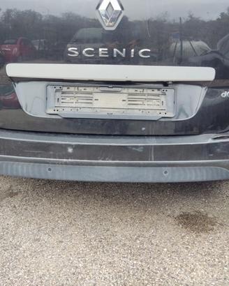 Paraurti posteriore RENAULT SCENIC del 2009