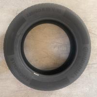 Continental 225/60 R18 104v