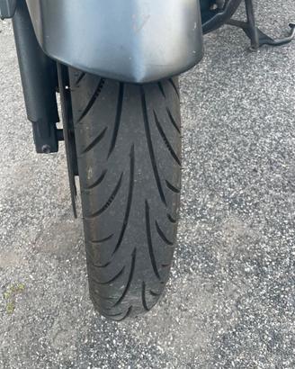 Suzuki v storm DL 650