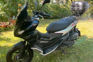 Aprilia SR GT 125 pari al nuovo