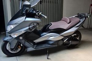Yamaha T Max - 2009