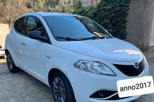 Lancia Ypsilon 1300 diesel km 85.000 euro 6 euro