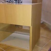 Basetta soggiorno con ripiano e mensola in vetro