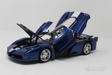 Modellino auto Ferrari FXX - 1/18 Hotwheels Elite
