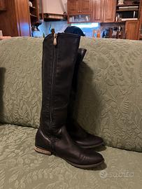 stivali al ginocchio