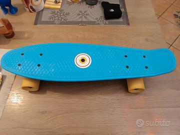 Skateboard plastica bambino PLAY 500 azzurro