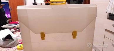 cartellina per scuola 