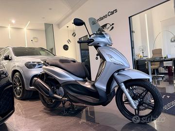 Piaggio beverly 350 sport touring 4.000km