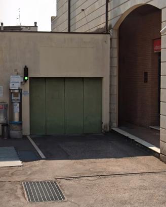 Posto auto automatizzato prima della ZTL