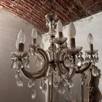 Lampadario antico elegante