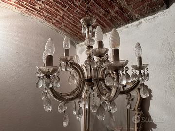 Lampadario antico elegante