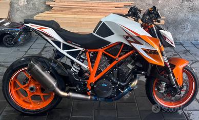 KTM SUPERDUKE R 1290 SE
