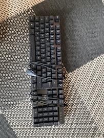 Volante con pedaliera ps4 più tastiera aggiuntiva