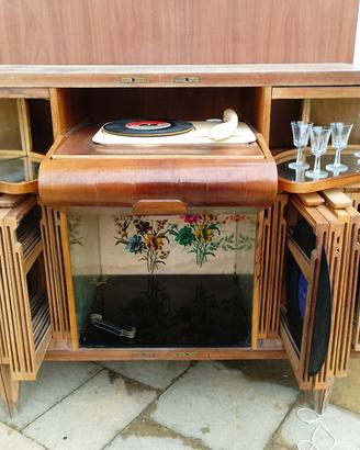 mobiletto giradischi e bar