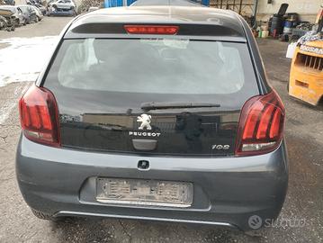 PEUGEOT 108 ricambi usati